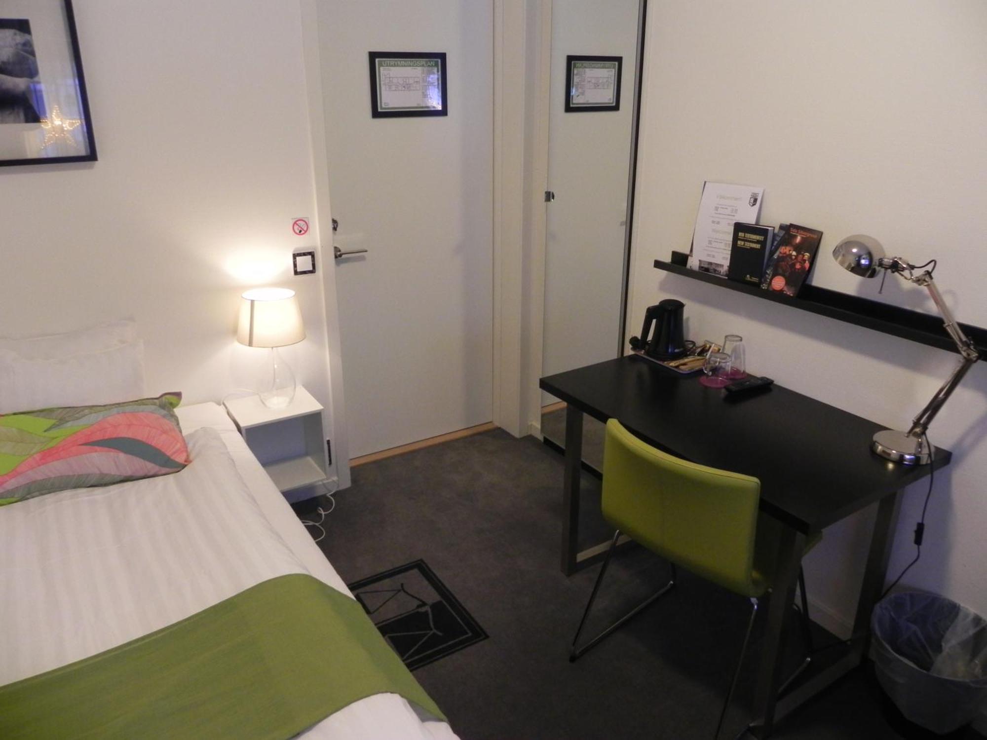Hotell Tinget Sala Exterior foto
