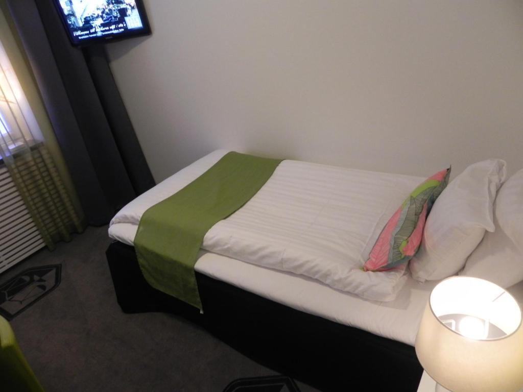 Hotell Tinget Sala Zimmer foto